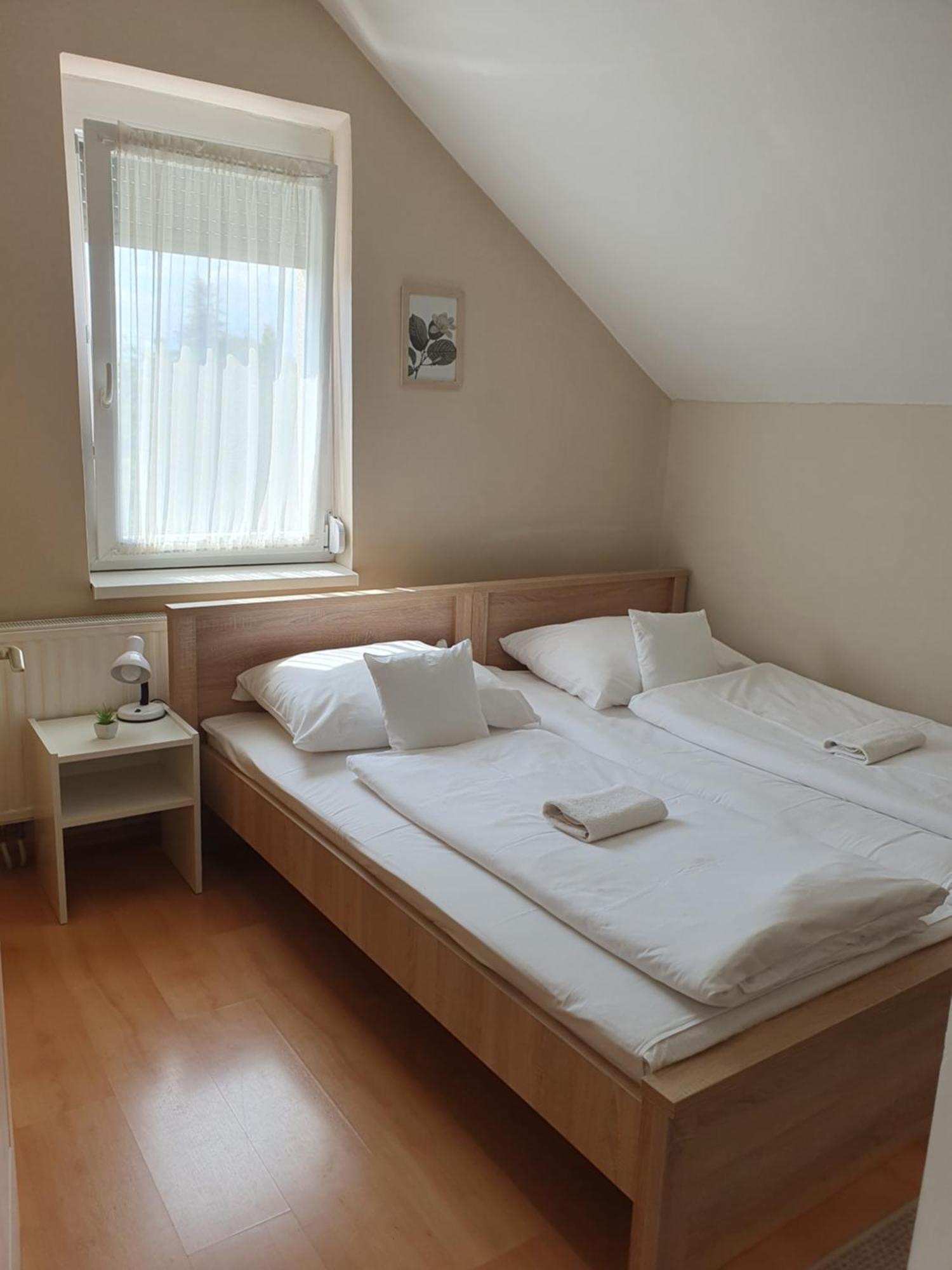 Bella Apartman Szeged Buitenkant foto